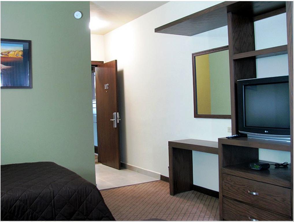 Hotel Alameda Express Matamoros  Phòng bức ảnh